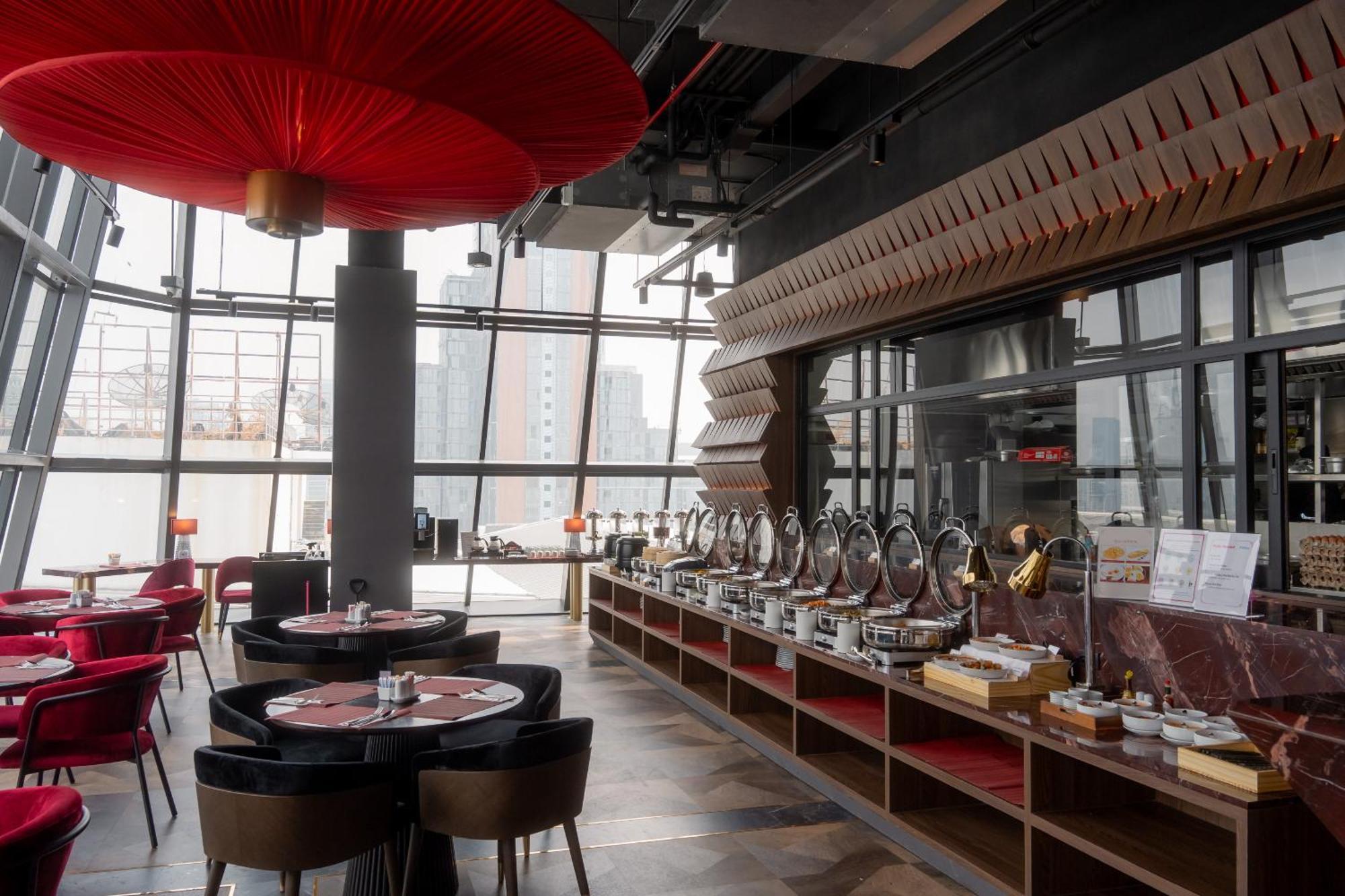 מלון Ascott Embassy Sathorn בנגקוק מראה חיצוני תמונה The interior of the restaurant
